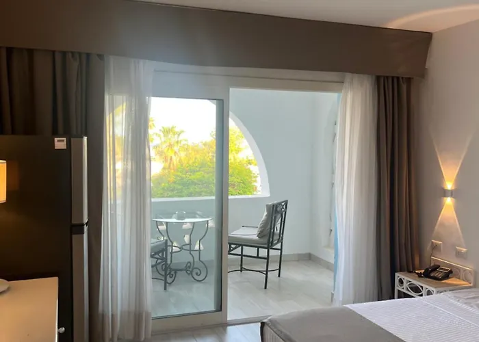 Coral Privato Aquamarine Üdülőközpont *